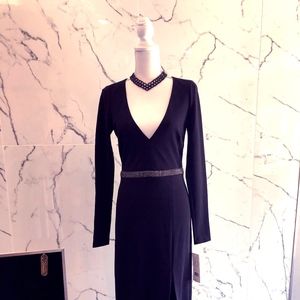 Nicole Miller Women's Asli Open Back Deep V Gown